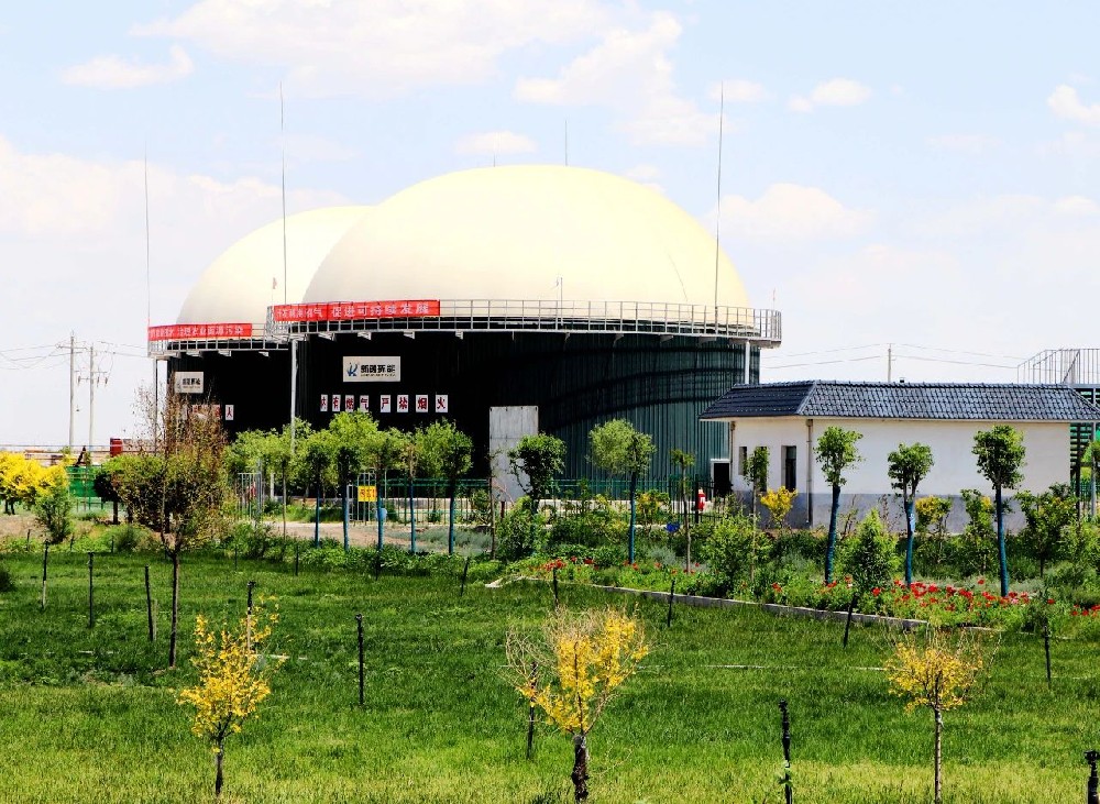 微光成炬，映耀車間