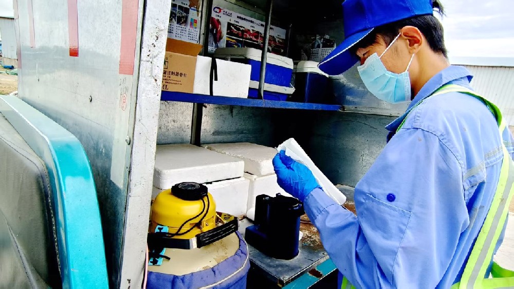 深耕繁育一線，守護(hù)牧場(chǎng)“生命線”